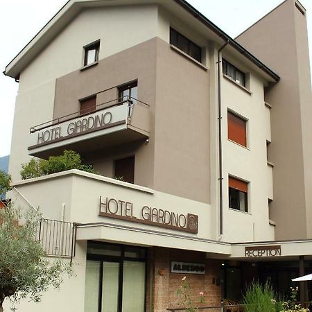 Hotel Giardino Breno Extérieur photo